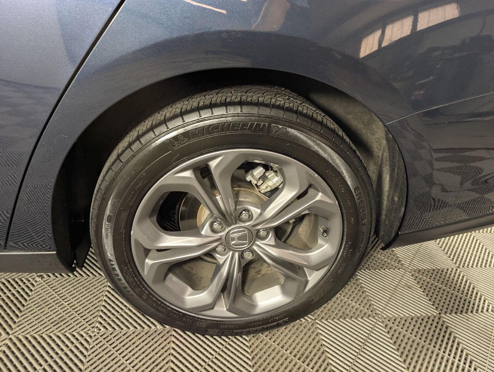 2024 Honda Accord EX - Photo 8