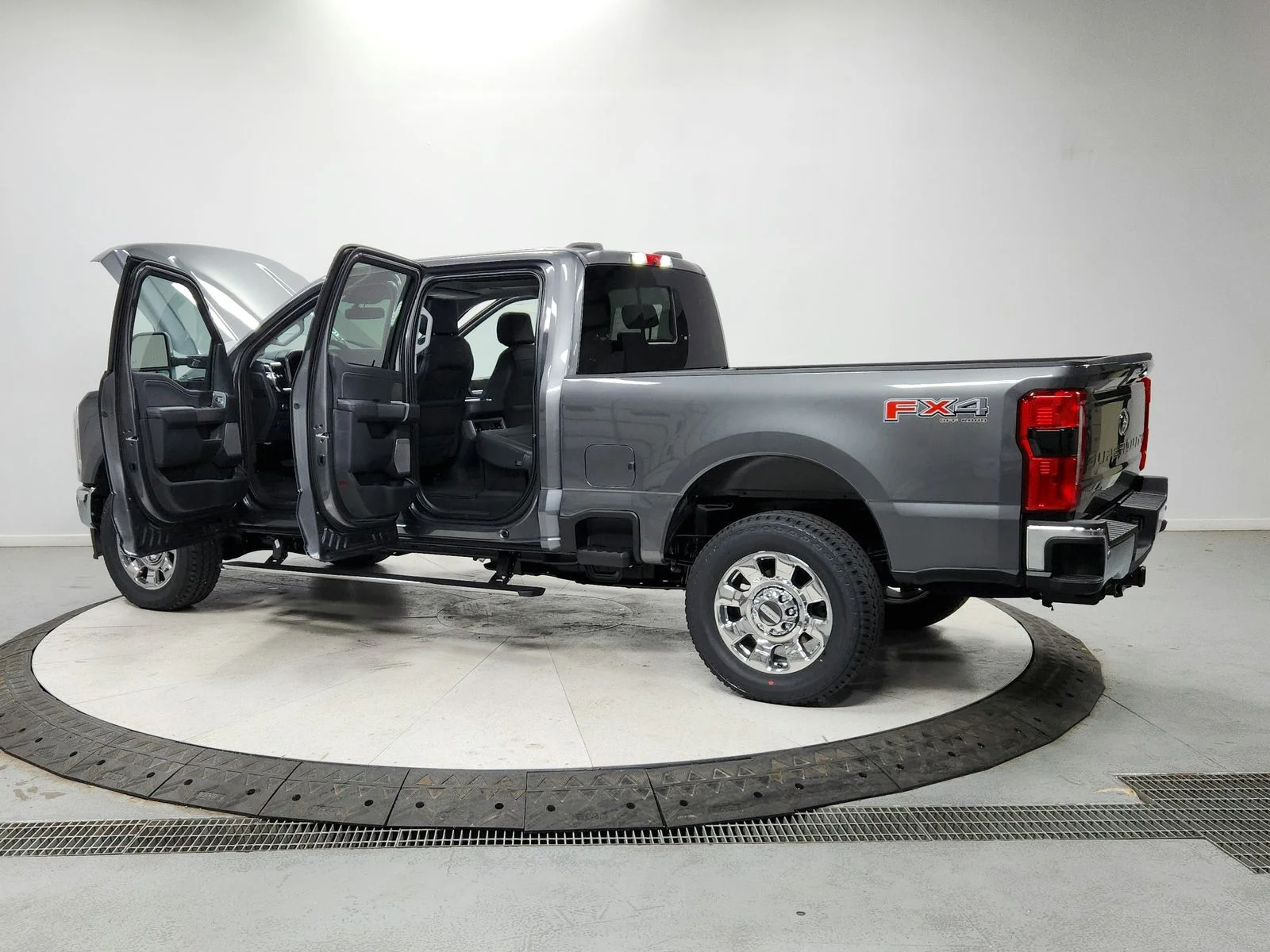 New 2026 Carbonized Gray Metallic Ford F-250® Lariat® image 13
