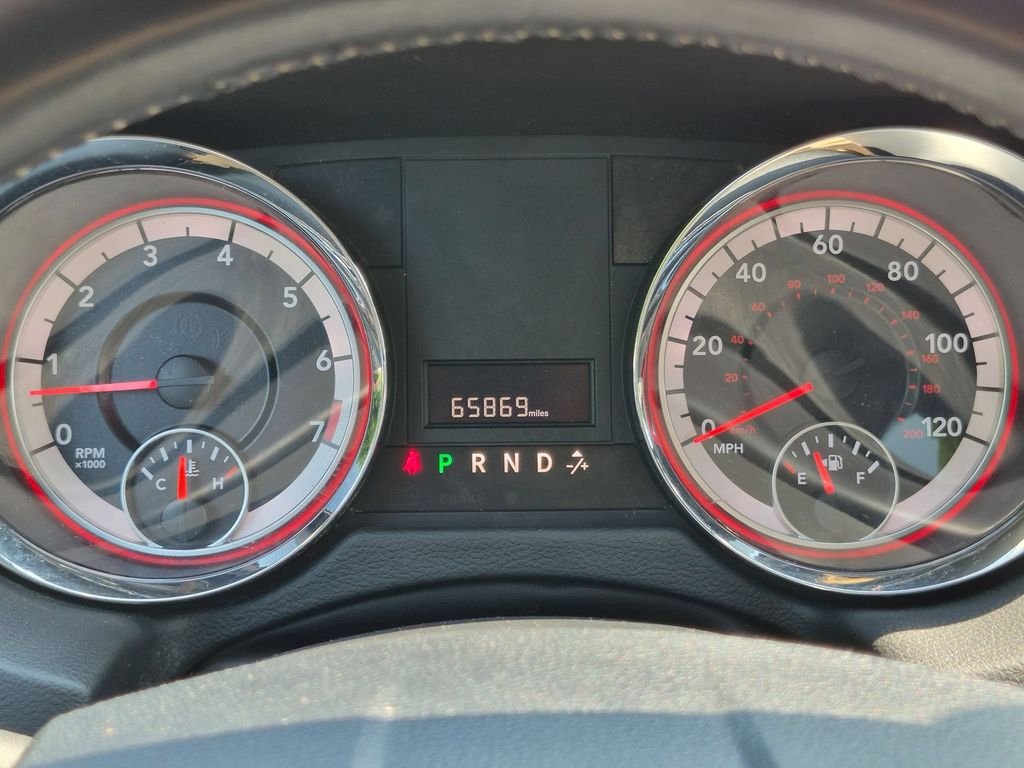Used 2018 White Dodge SE Plus image 19