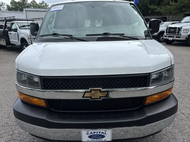 Used 2024 White Chevrolet Work Van image 10