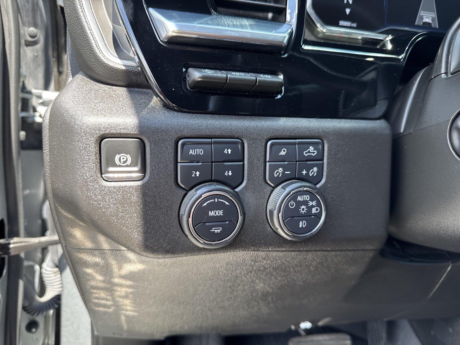 Used 2025 Sterling Gray Metallic Chevrolet High Country image 18