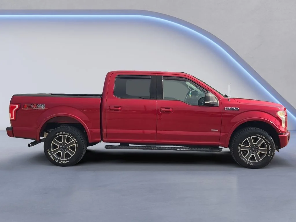 Used 2016 Ruby Red Metallic Tinted Clearcoat Ford XLT image 7