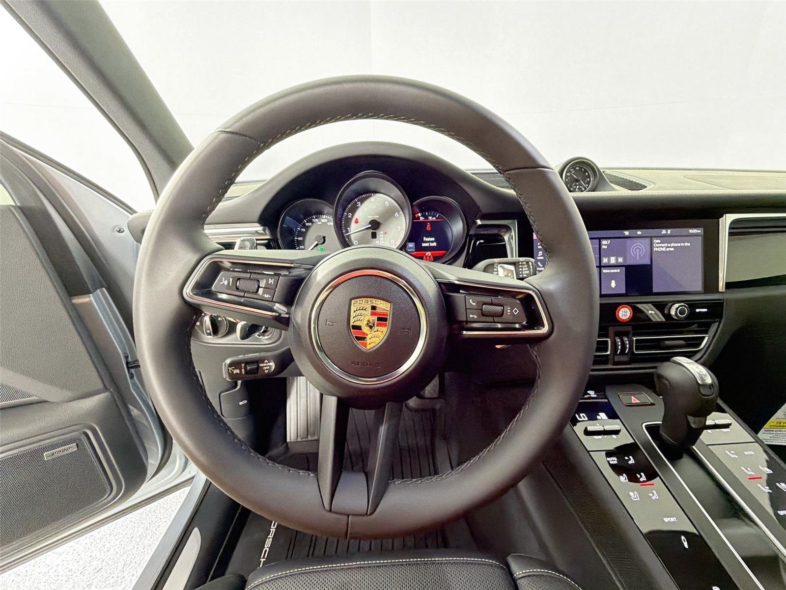 2025 Porsche Macan S - Photo 20