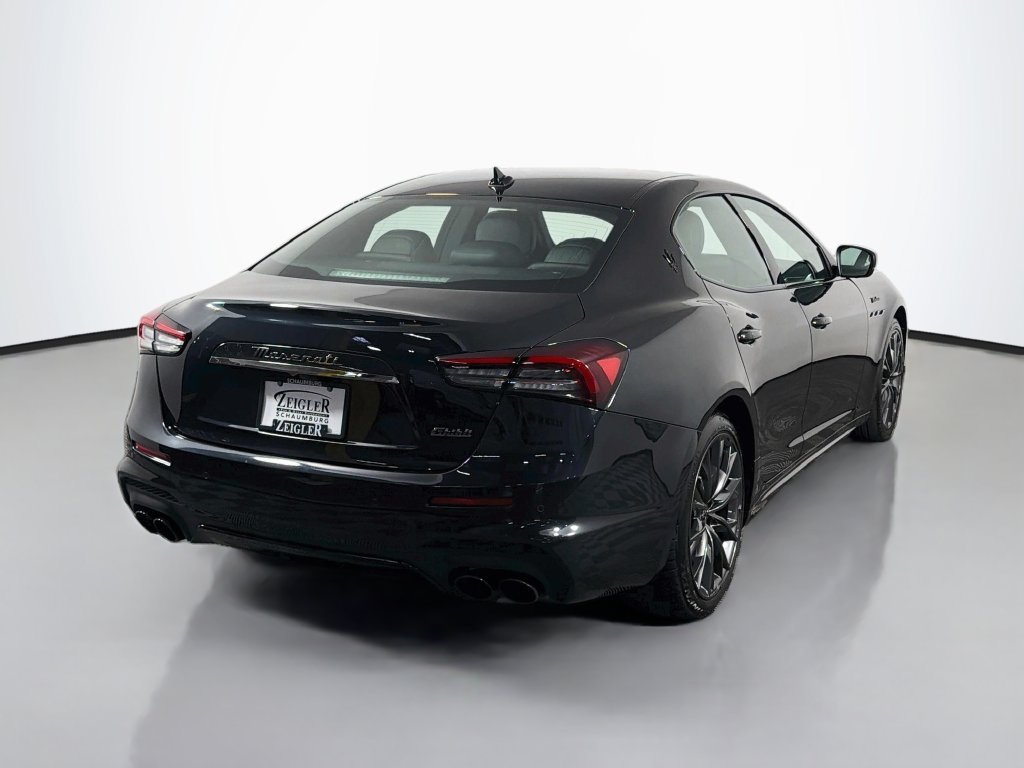 Used 2022 Black Maserati Modena Q4 image 7