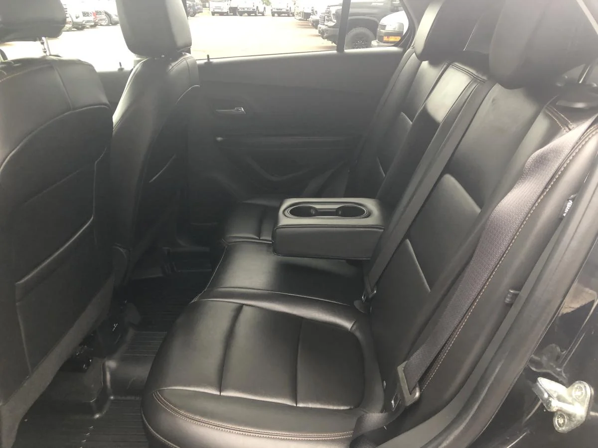 Used 2022 Blue Chevrolet AWD 4dr LT w/ Leather image 17