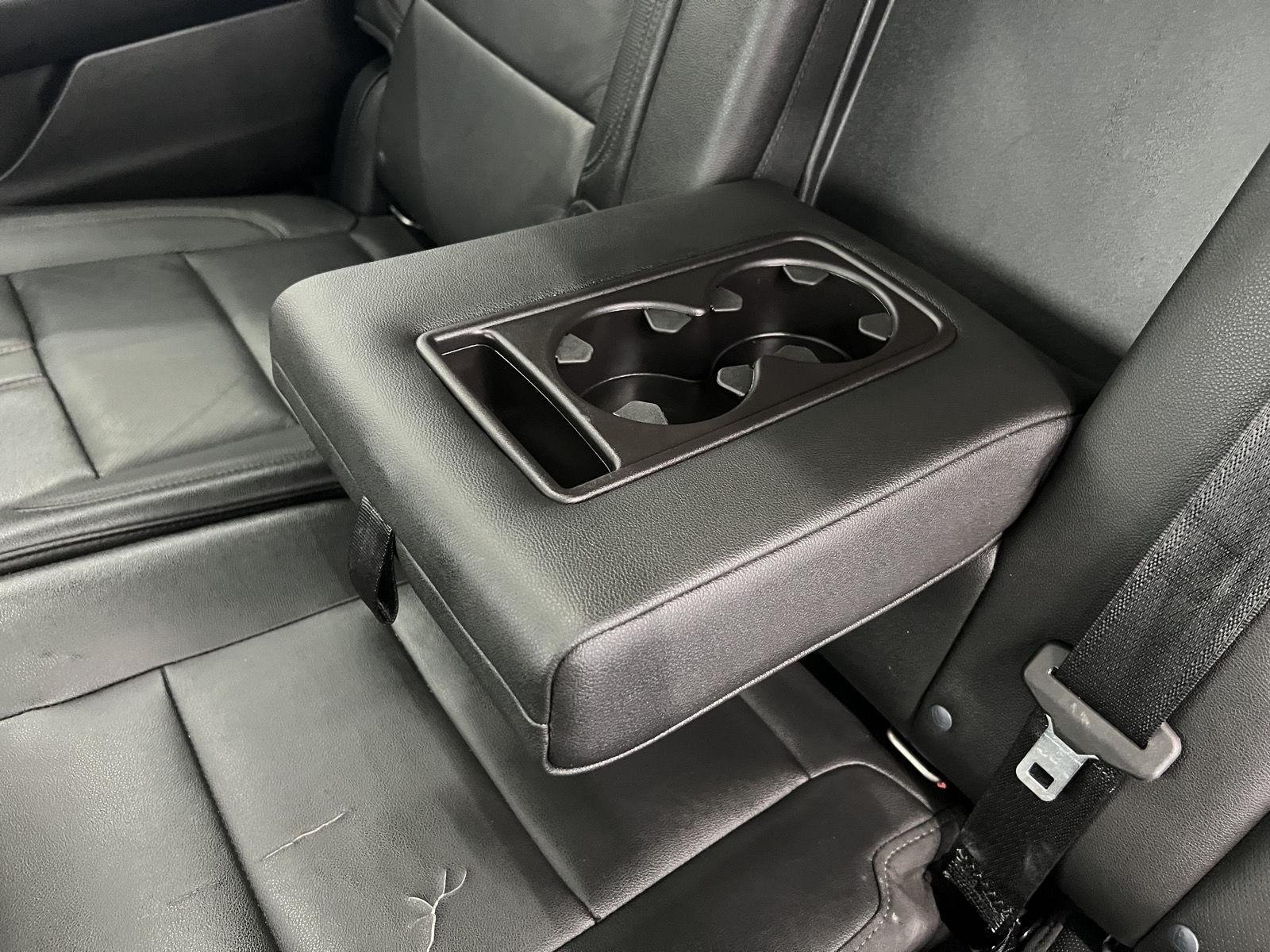 2021 Chevrolet Suburban RST - Photo 27