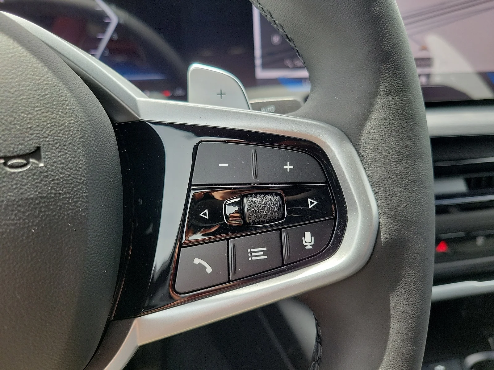 New 2026 Alpine White BMW i Rear-Wheel Drive image 19