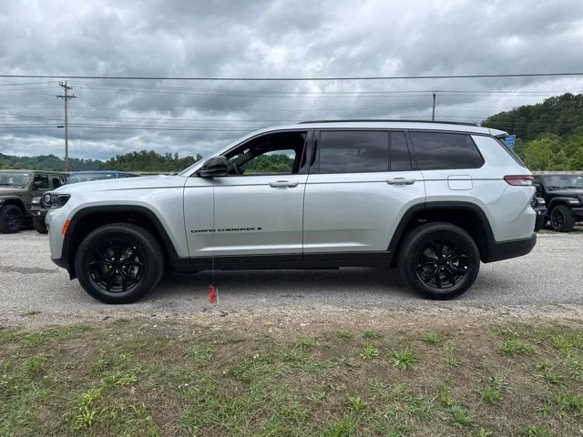 New 2026 Silver Jeep Laredo image 6