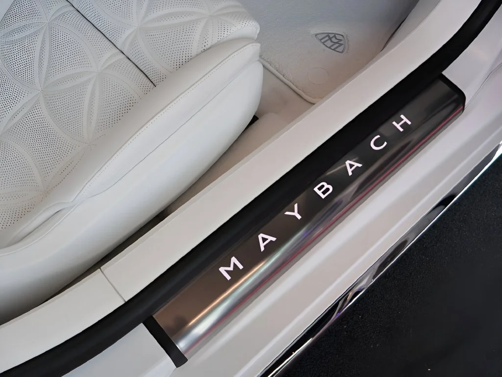 New 2026 MANUFAKTUR moonlight white magno (White Ambiance) Mercedes-Benz Maybach SL 680 image 76