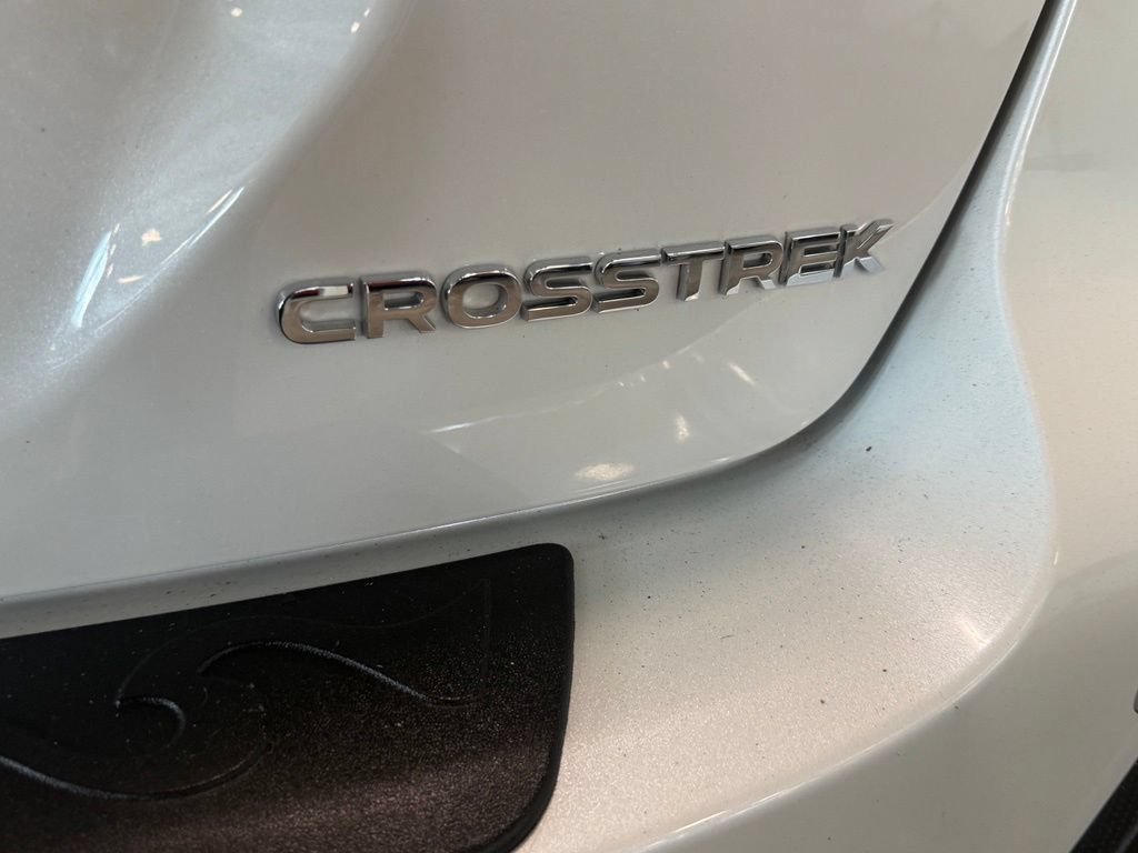 Used 2025 White Subaru Limited image 24