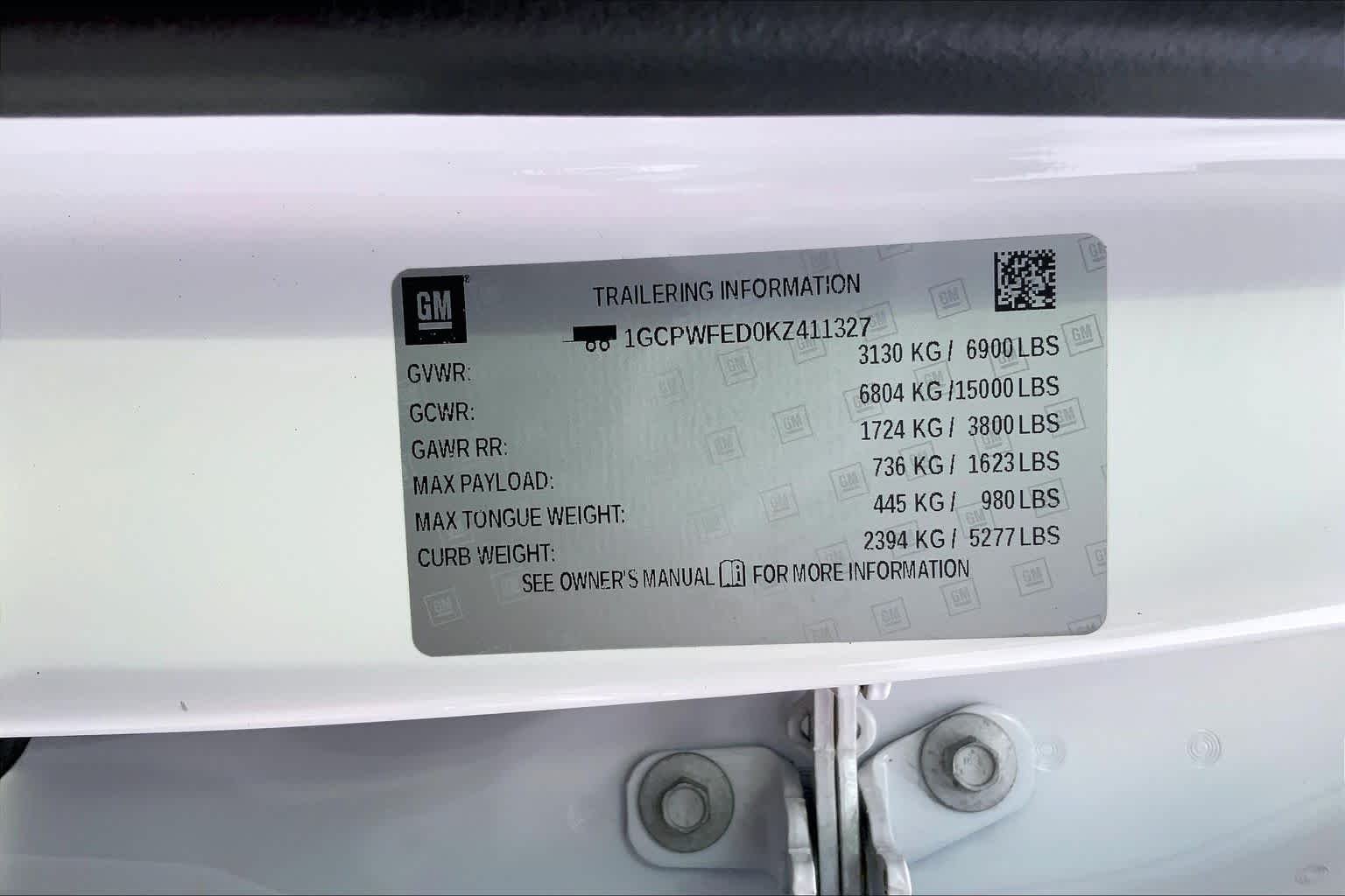 Used 2019 Iridescent Pearl Tricoat Chevrolet High Country image 29