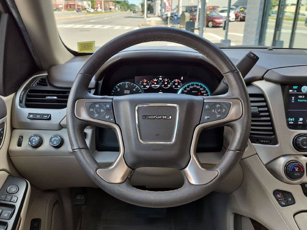Used 2018 White GMC Denali image 18