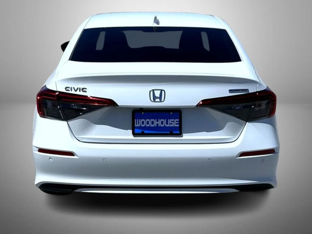 Used 2023 White Honda Touring image 6