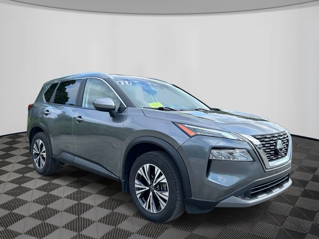 Used 2023 Gray Nissan SV image 7