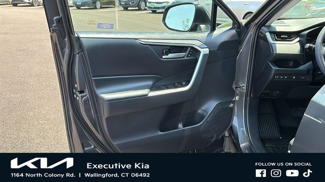 Used 2023 Gray Toyota XLE Premium image 8