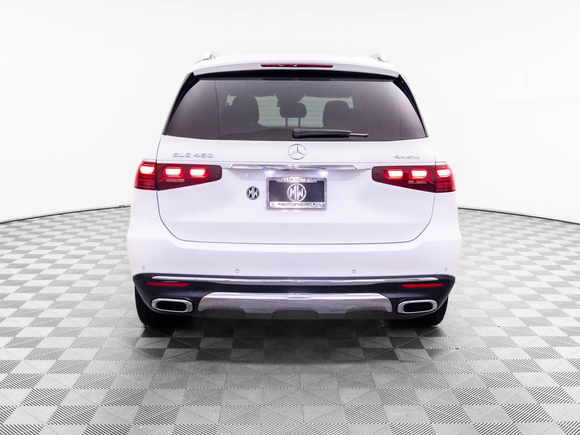 Used 2024 White Mercedes-Benz GLS 450 image 4