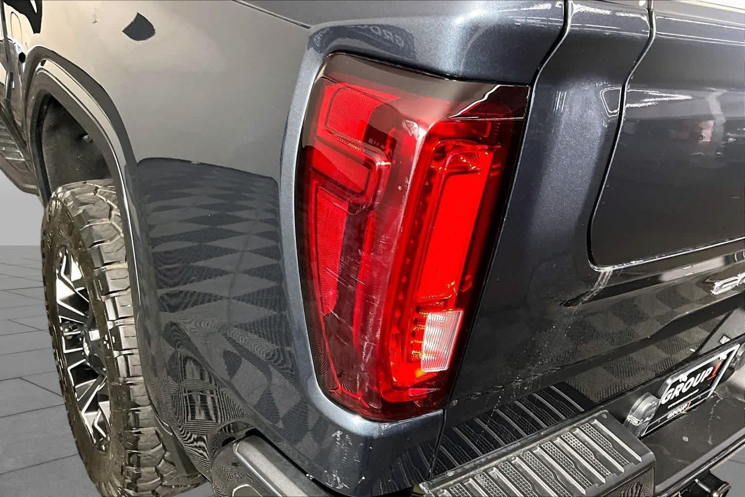 Used 2021 DARK SKY METALLIC GMC AT4 image 28