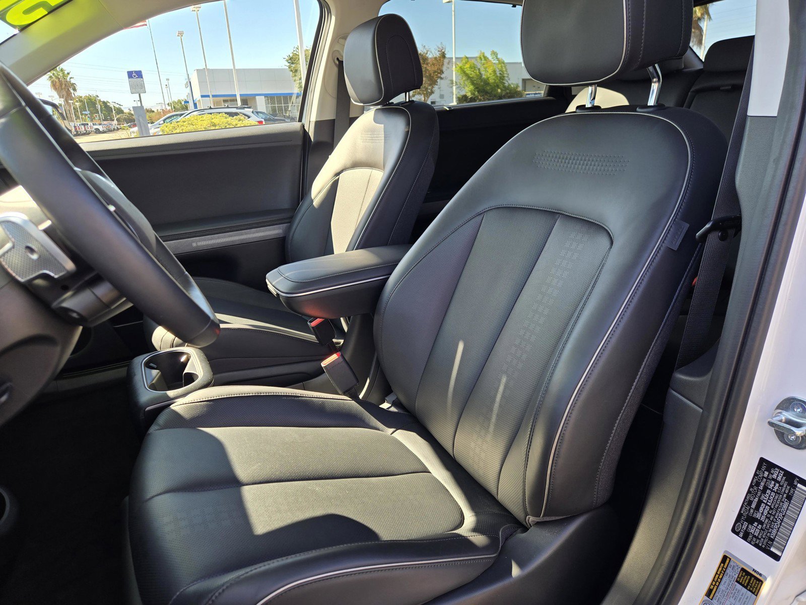 Certified Used 2023 Atlas White Hyundai Limited image 19