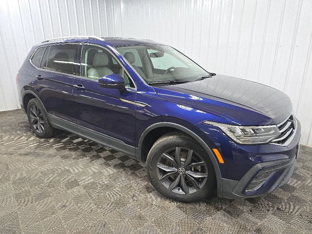 Used 2022 Blue Volkswagen 2.0T SE image 7