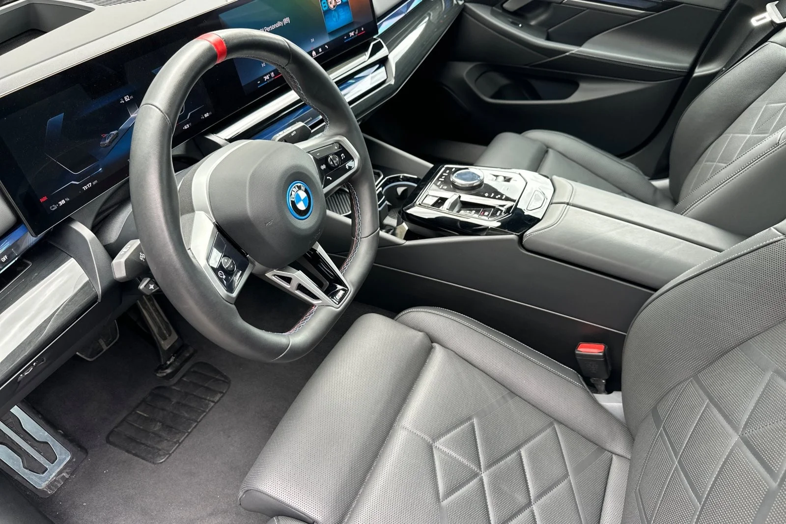 Used 2025 Brooklyn Grey Metallic BMW M60 image 9
