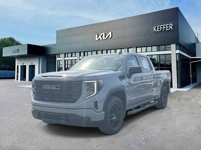 Used 2024 Gray GMC Elevation image 4