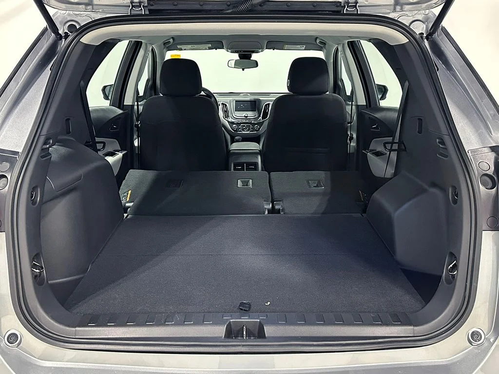 Used 2023 Gray Chevrolet LS image 5