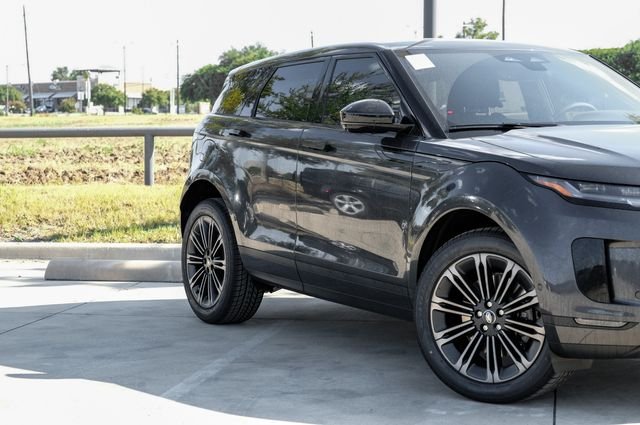 New 2026 Carpathian Grey Land Rover S image 8