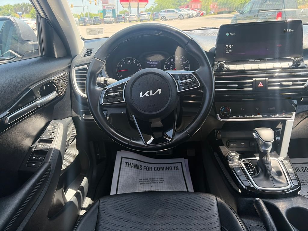 Used 2022 Steel Gray Kia EX image 22