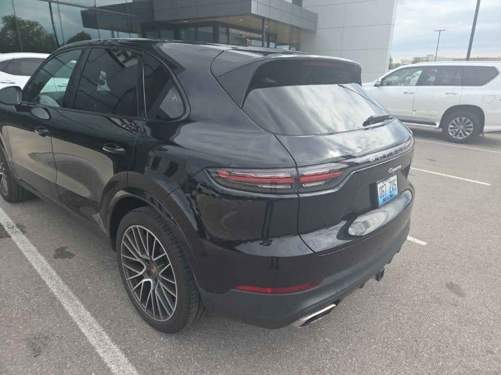 Used 2019 Jet Black Metallic Porsche Base image 5