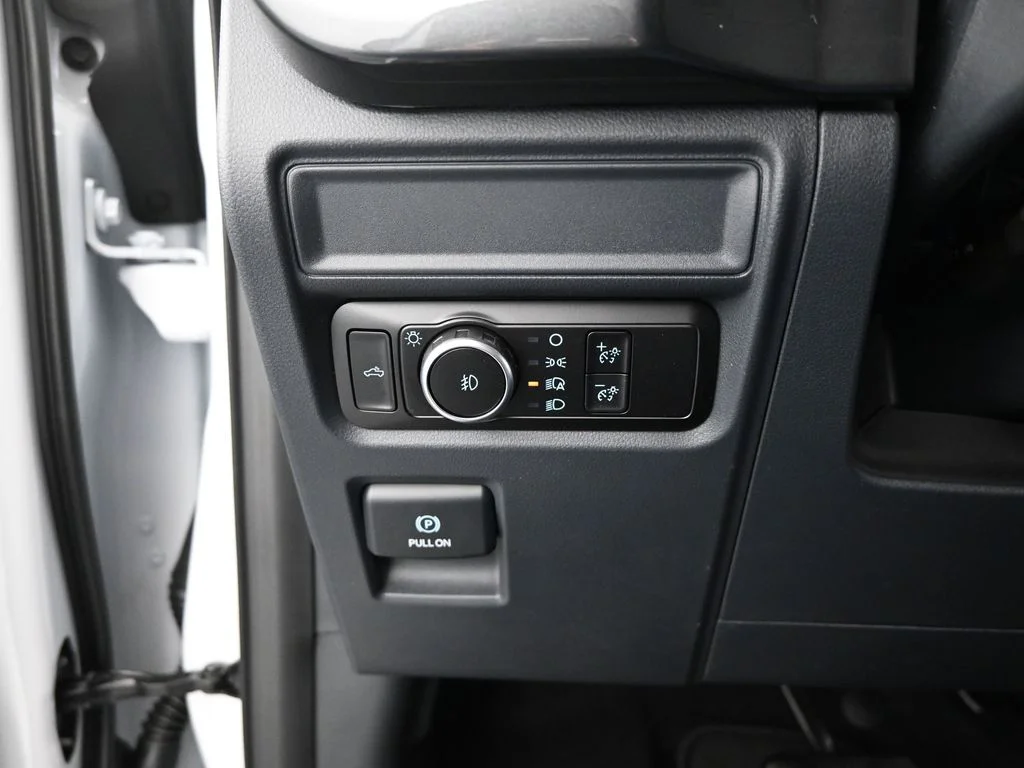 New 2026 Oxford White Ford STX image 11