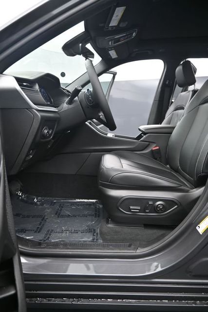 New 2026 Baltic Gray Metallic Clear-Coat Exterior Paint Jeep Limited image 9