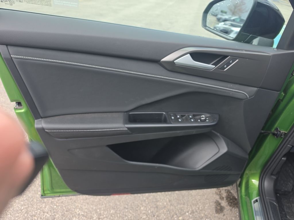 New 2026 Green Volkswagen 1.5T SE Black image 11