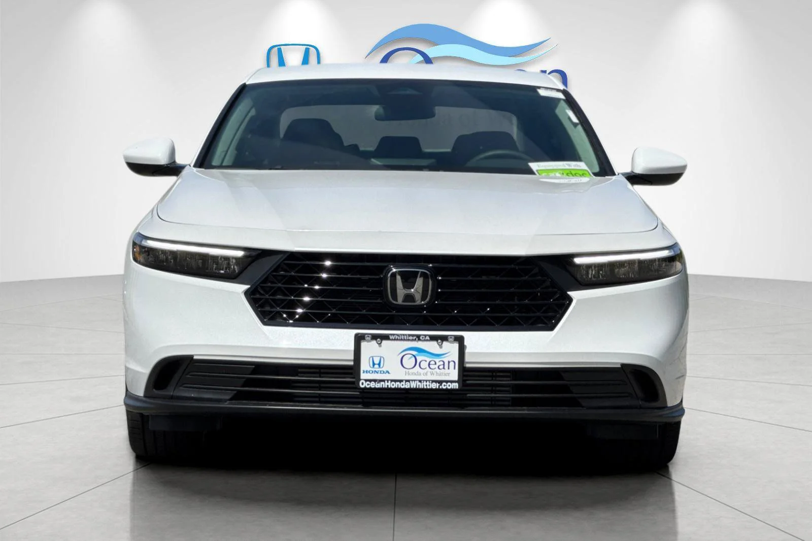 New 2026 Platinum White Pearl Honda LX image 9