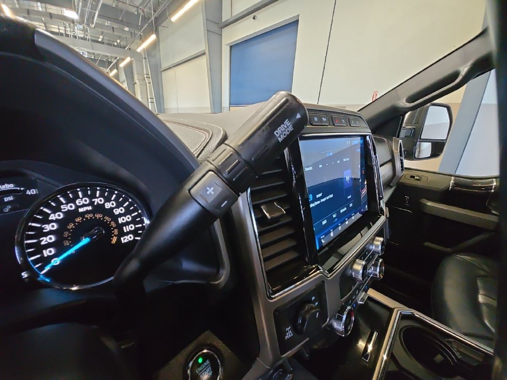 Used 2022 White Ford Platinum image 24