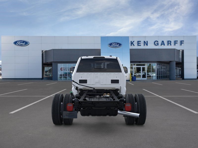 New 2026 Oxford White Ford XL image 5