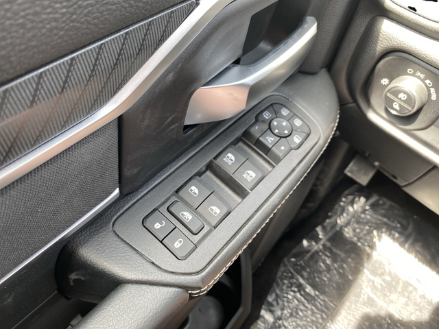 2025 RAM 2500 Big Horn - Photo 31