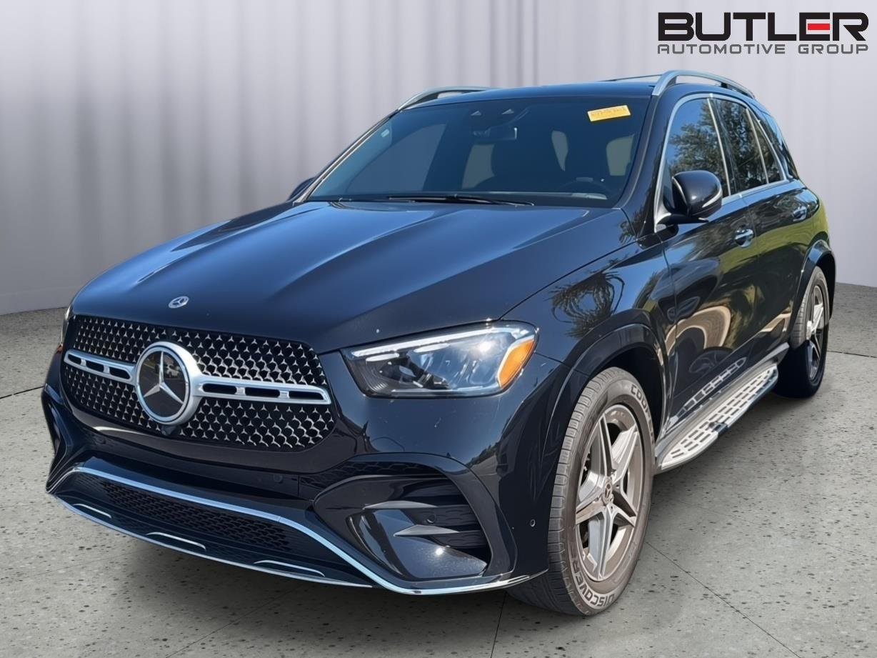 Used 2025 Obsidian Black Metallic Mercedes-Benz GLE 450 image 2