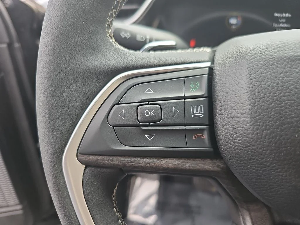 Used 2023 Black Jeep Limited image 18