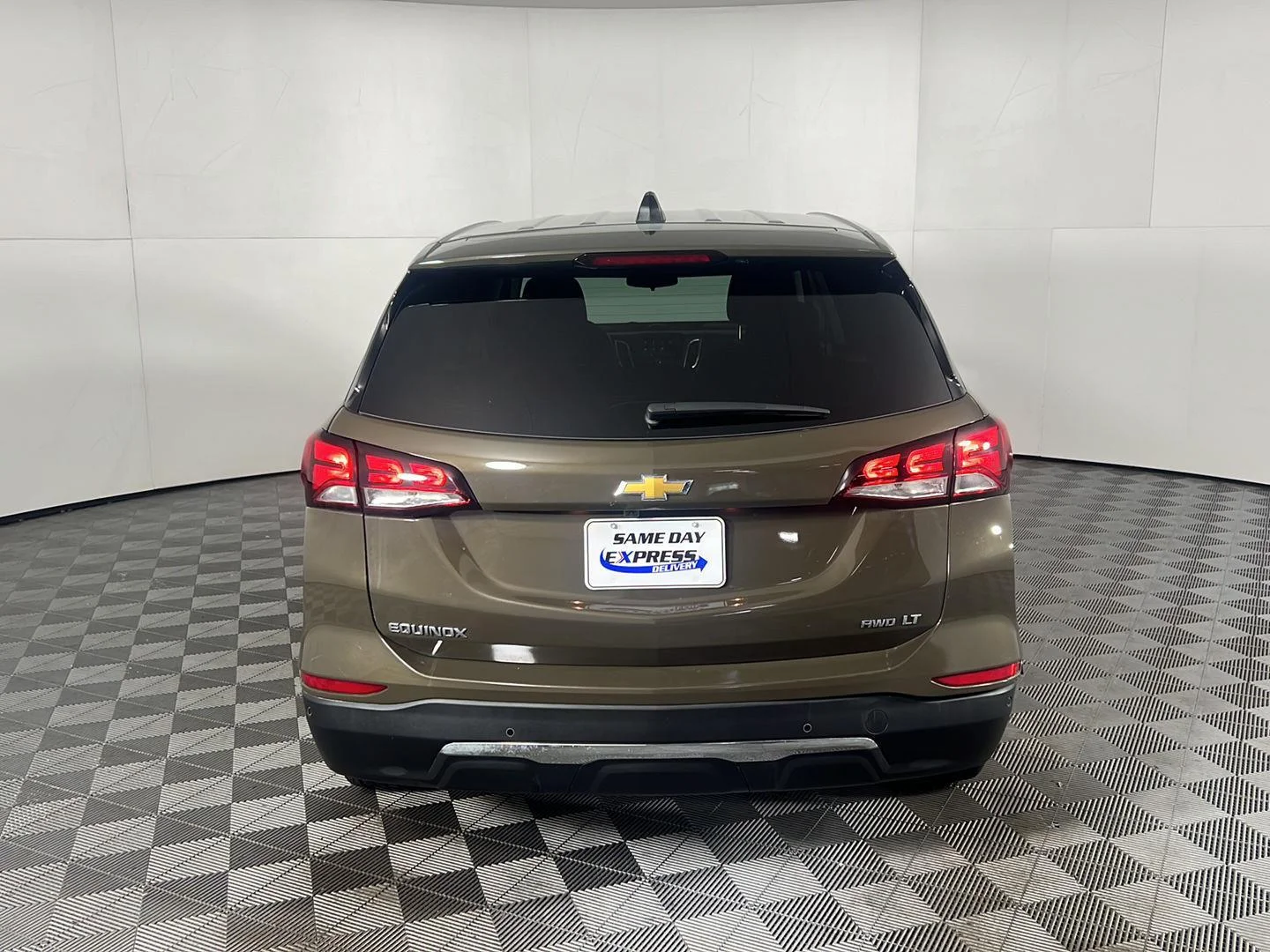 Used 2023 Harvest Bronze Metallic Chevrolet LT image 5
