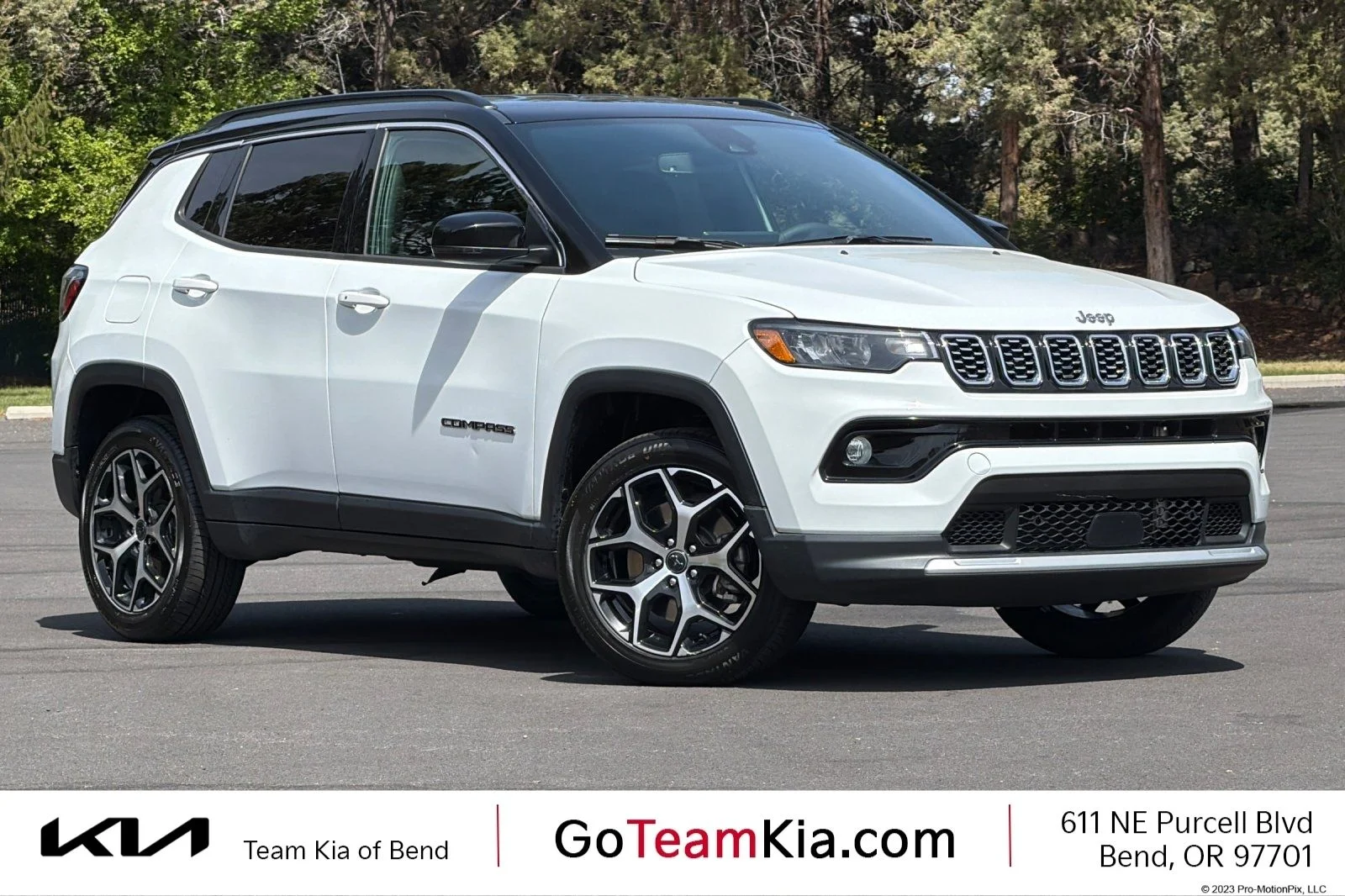 2025 Jeep Compass Limited 4X4's photo