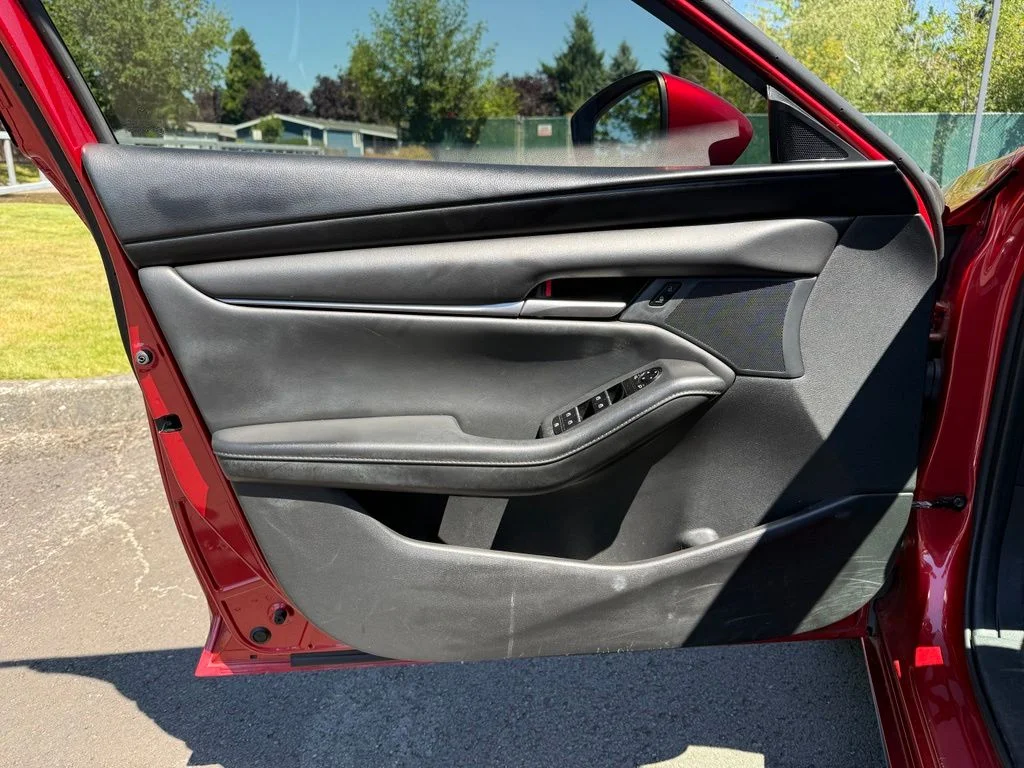 Used 2021 Soul Red Crystal Metallic Mazda Select image 17