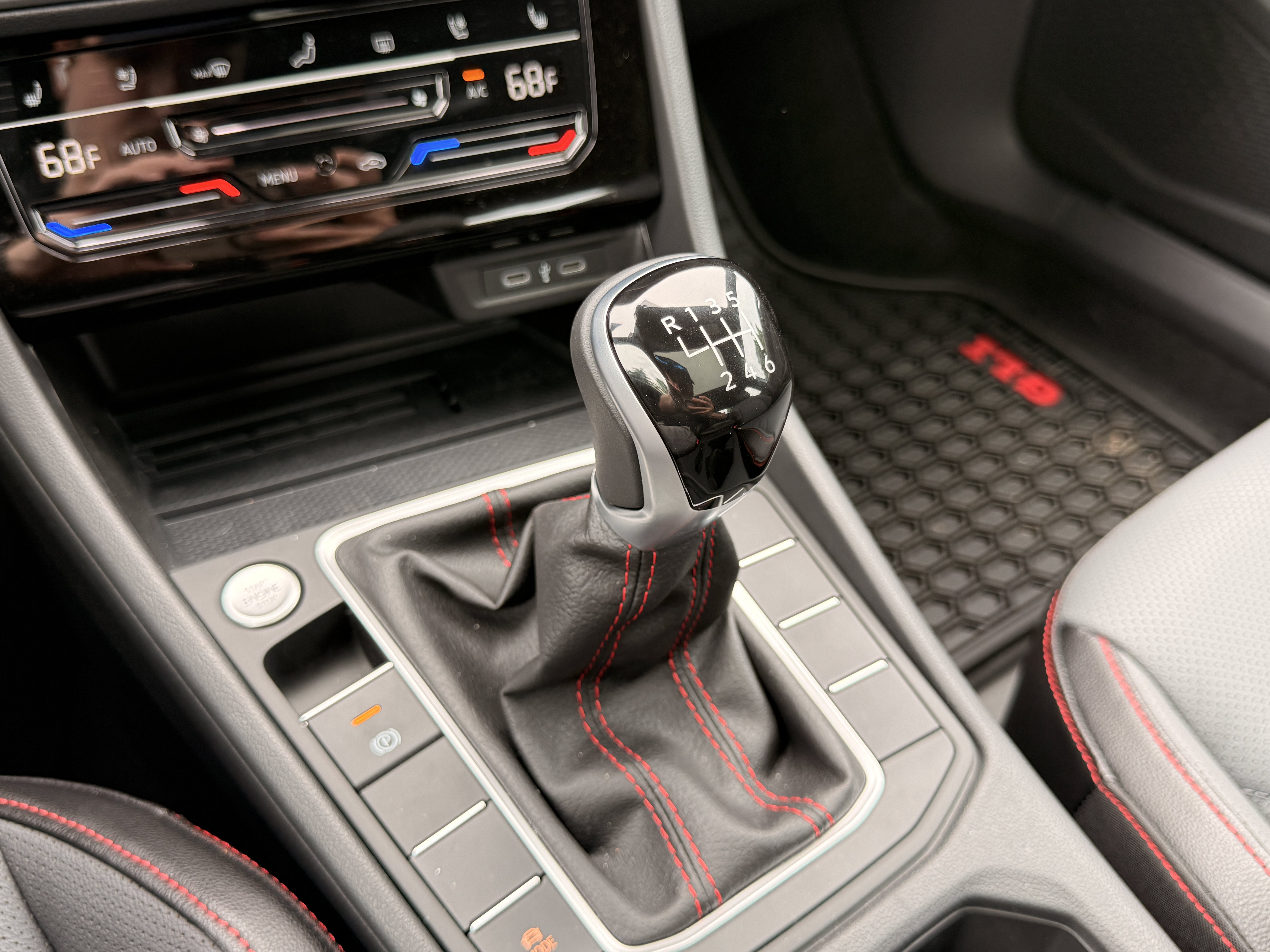 New 2026 Monument Gray W/Deep Black Roof Volkswagen Autobahn image 6