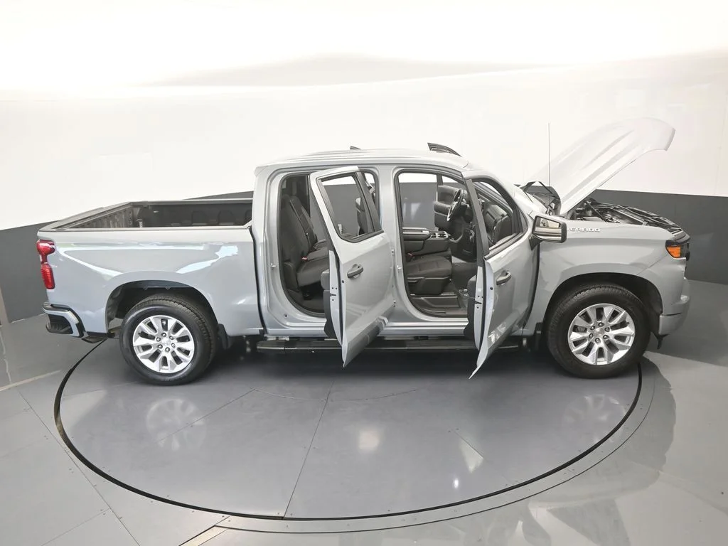 Used 2024 Slate Gray Metallic Chevrolet Custom image 72