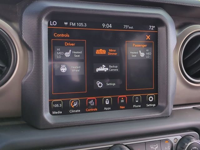 Used 2020 Silver Jeep Sport image 23