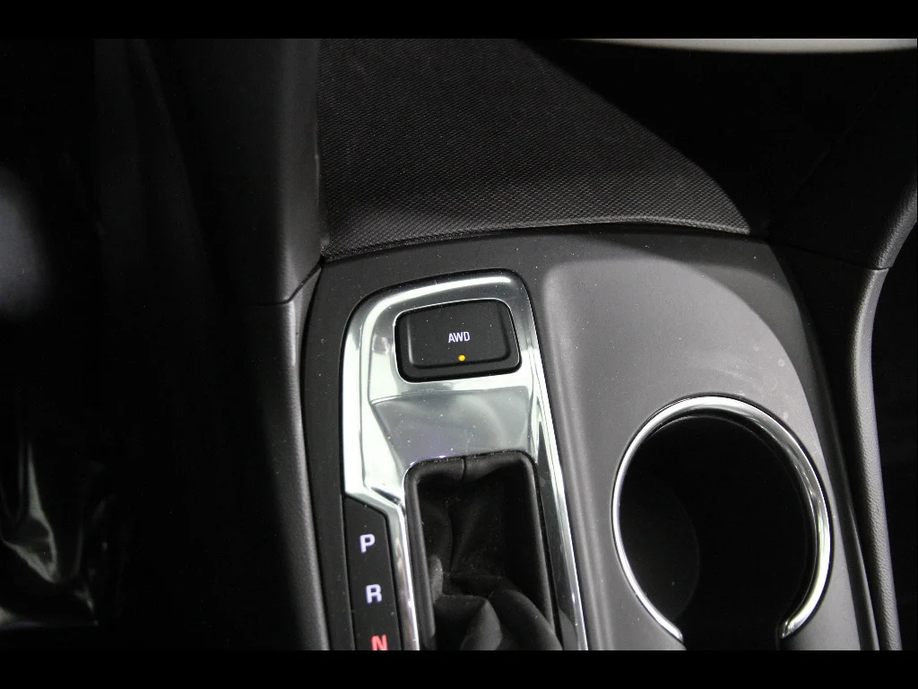 2023 Chevrolet Equinox LS - Photo 15