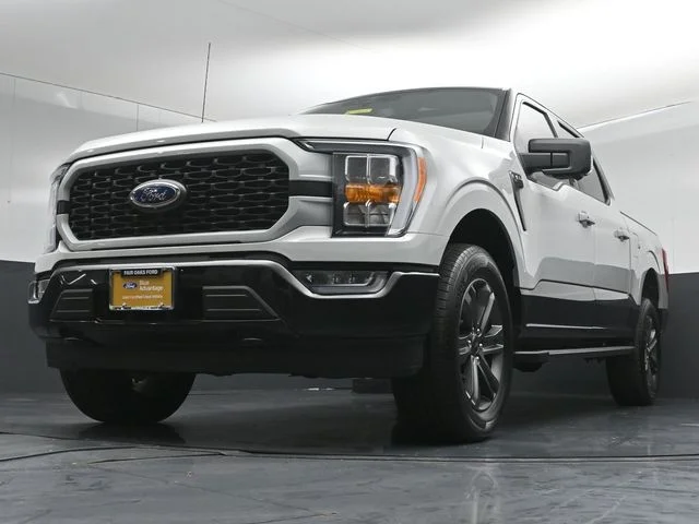 Certified Used 2023 Avalanche Ford XLT image 40