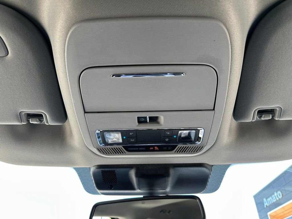 Used 2022 Black Ford Lariat image 36