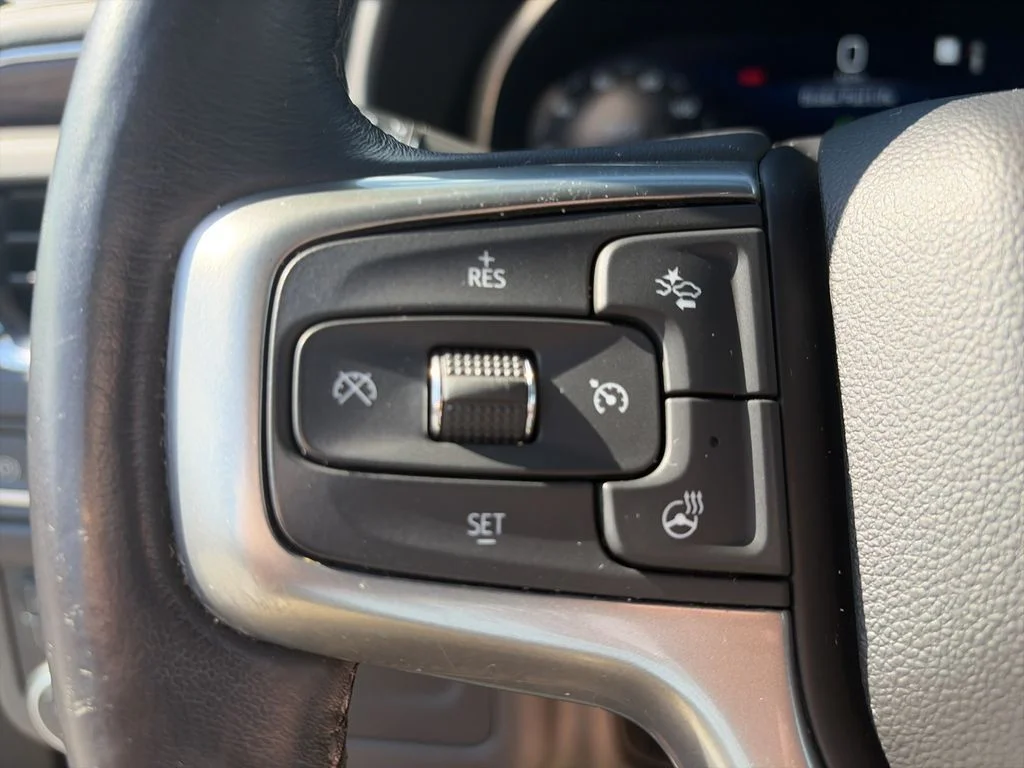 Used 2023 Gray Chevrolet LT image 22