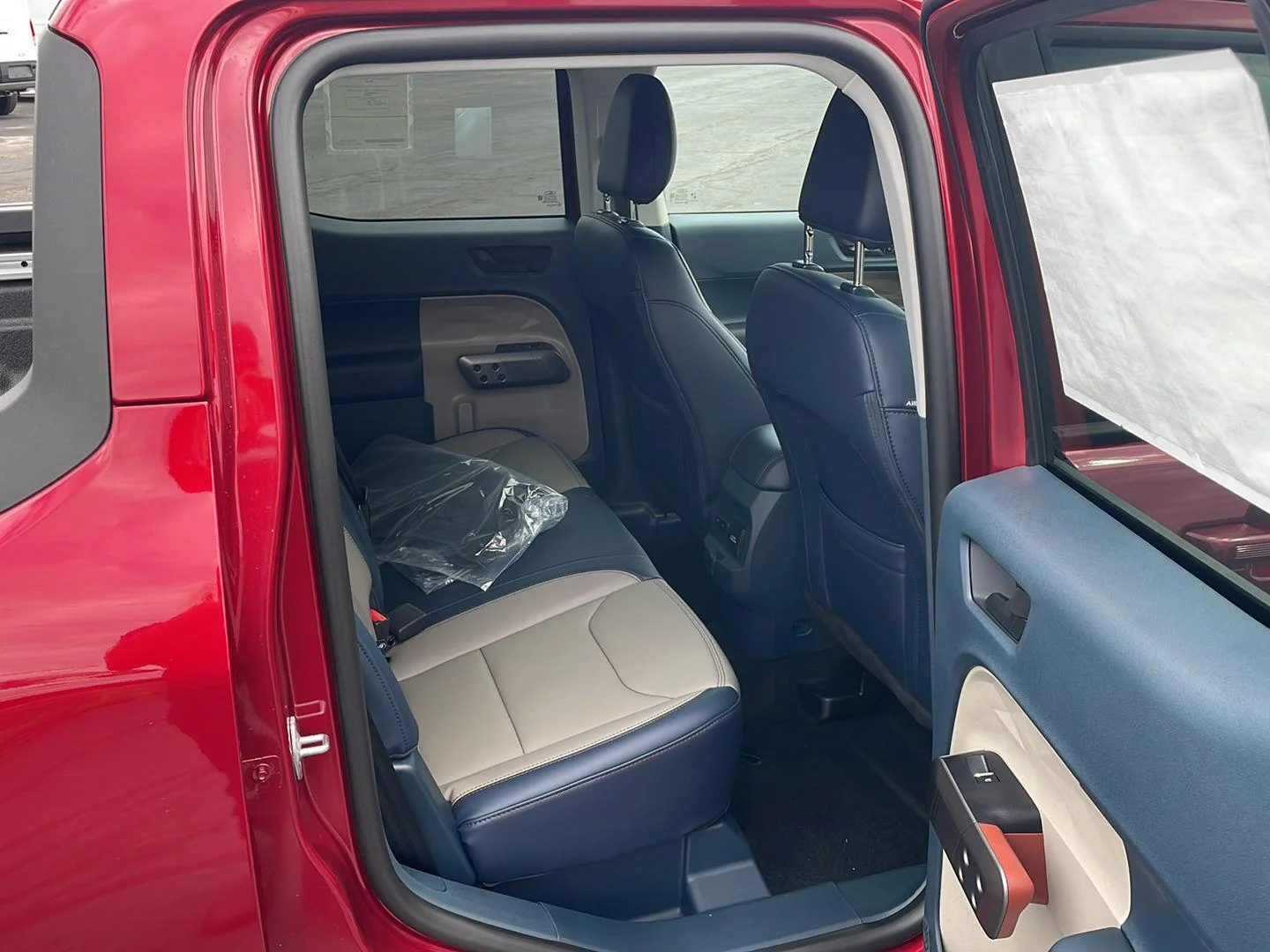 New 2026 Ruby Red Metallic Tinted Clearcoat Ford LARIAT image 24