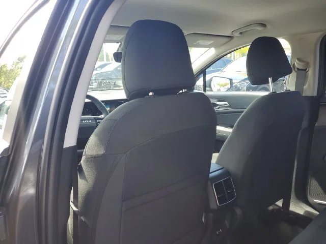 New 2027 Gravity Gray Kia LX image 9